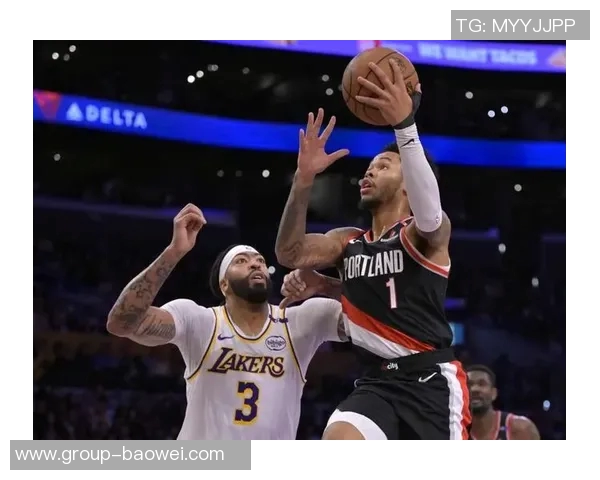 浓眉神勇表现禁区内大帽震撼全场对手投篮无处可逃 浓眉神勇表现禁区内大帽震撼全场对手投篮无处可逃