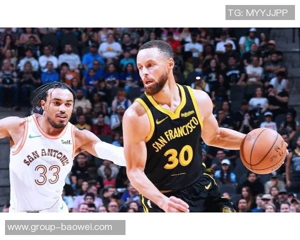 追梦与库里心声交流背后的故事与默契分享 追梦与库里心声交流背后的故事与默契分享