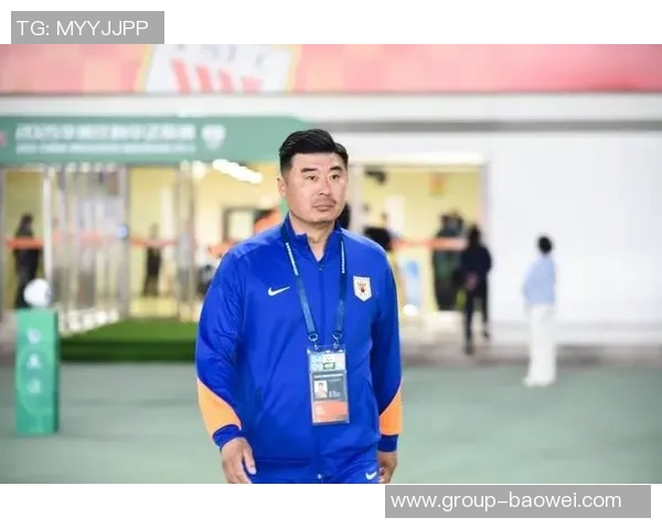 韩鹏:总结比赛经验提升中前场压迫是我们未来的目标 韩鹏:总结比赛经验提升中前场压迫是我们未来的目标