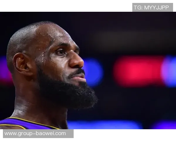 雷迪克谈詹姆斯训练策略强调今年应适度调整备战节奏