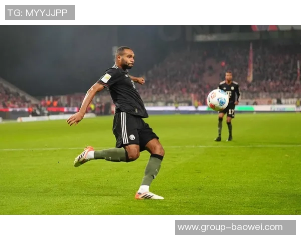 姆巴佩上演大四喜荣耀时刻官方宣布其为本轮欧冠最佳球员 姆巴佩上演大四喜荣耀时刻官方宣布其为本轮欧冠最佳球员